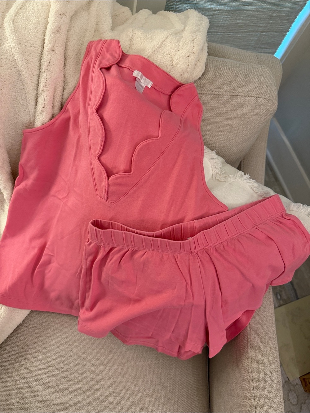 LAKE pajamas pink scallop shorts set, Small